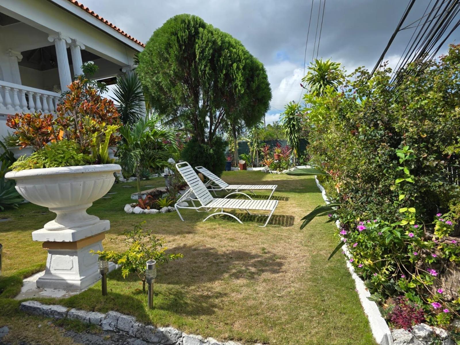 Paradise Palms Jamaica Vacation Rental Монтего-Бей Екстер'єр фото