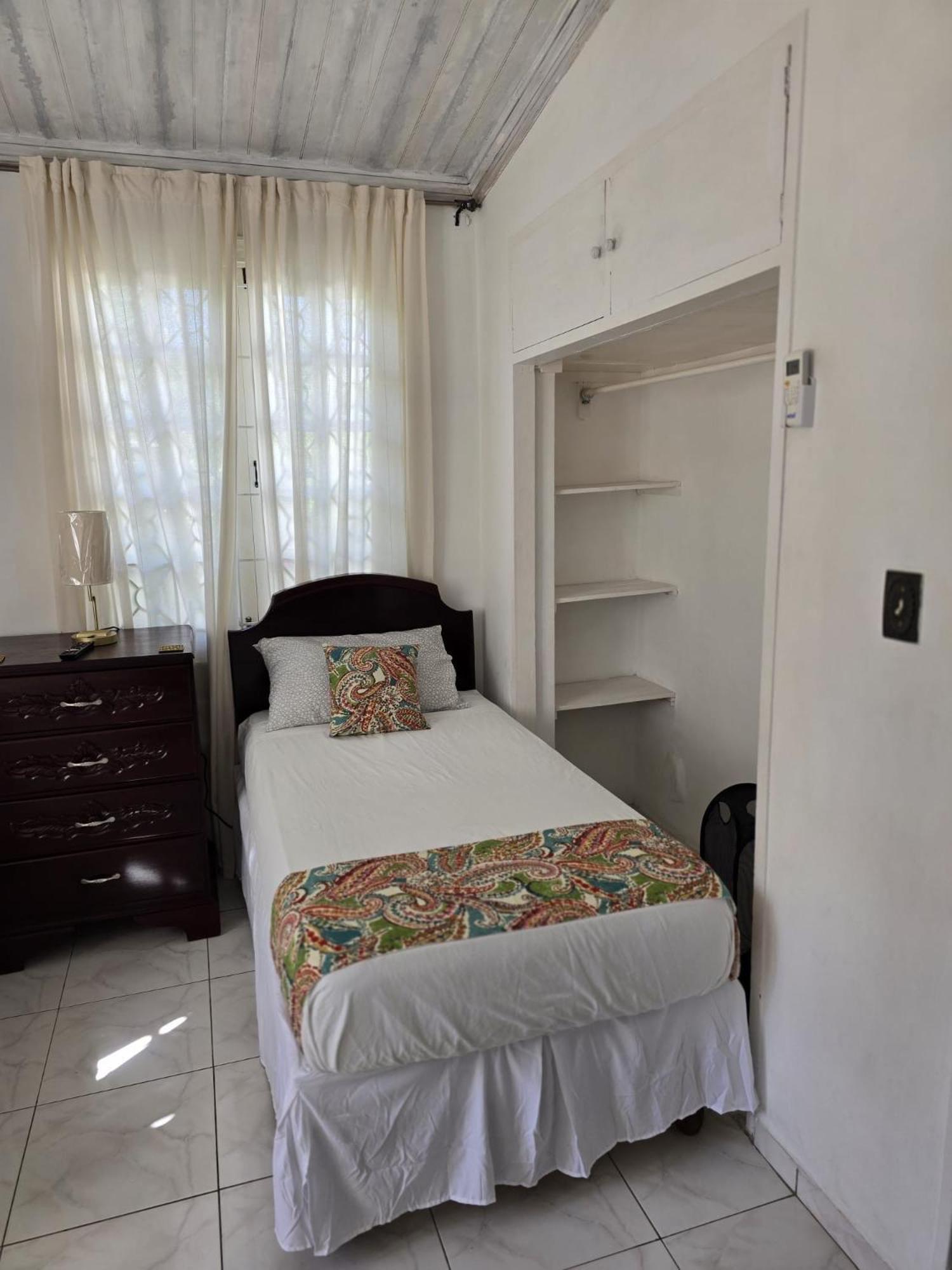 Paradise Palms Jamaica Vacation Rental Монтего-Бей Екстер'єр фото